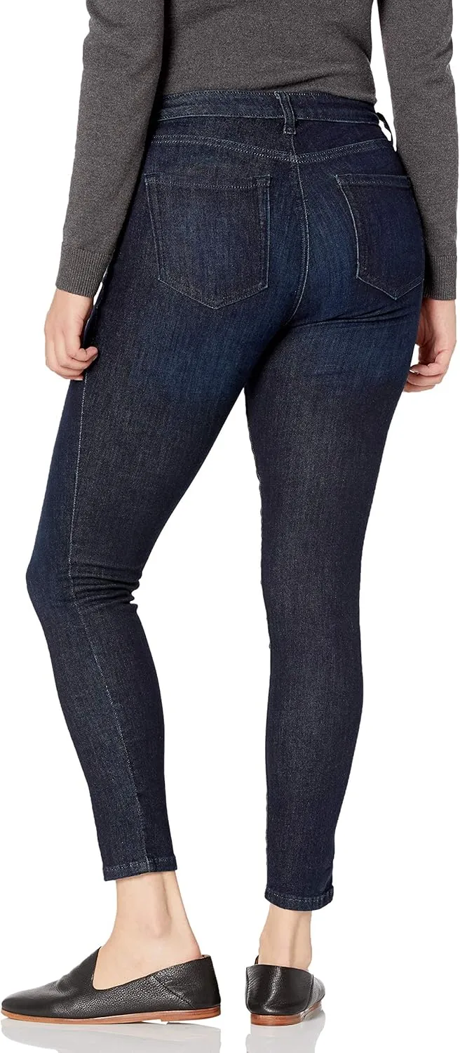 Amazon Essentials Women's Mid Rise Curvy Skinny Jean