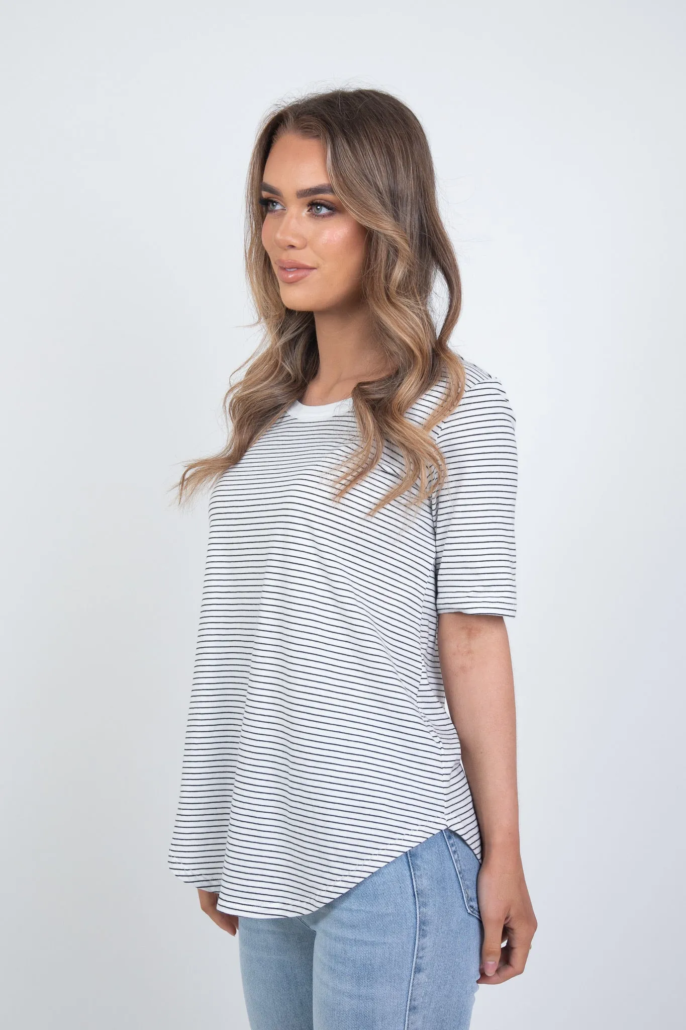 'BETTY BASICS' ARIANA TEE - WHITE/ BLACK STRIPE
