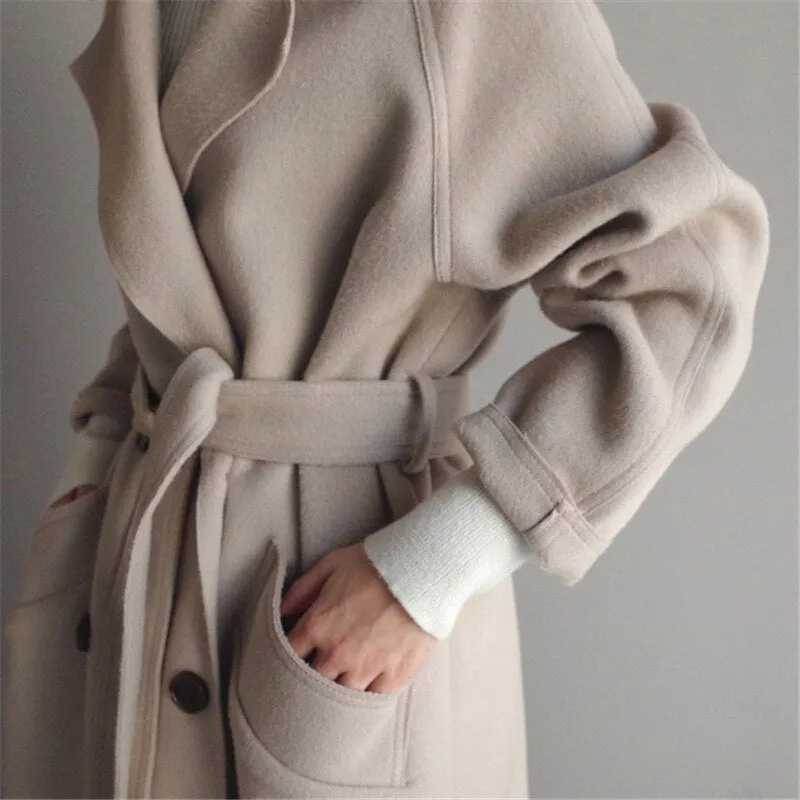 DELLA | Elegant Coat