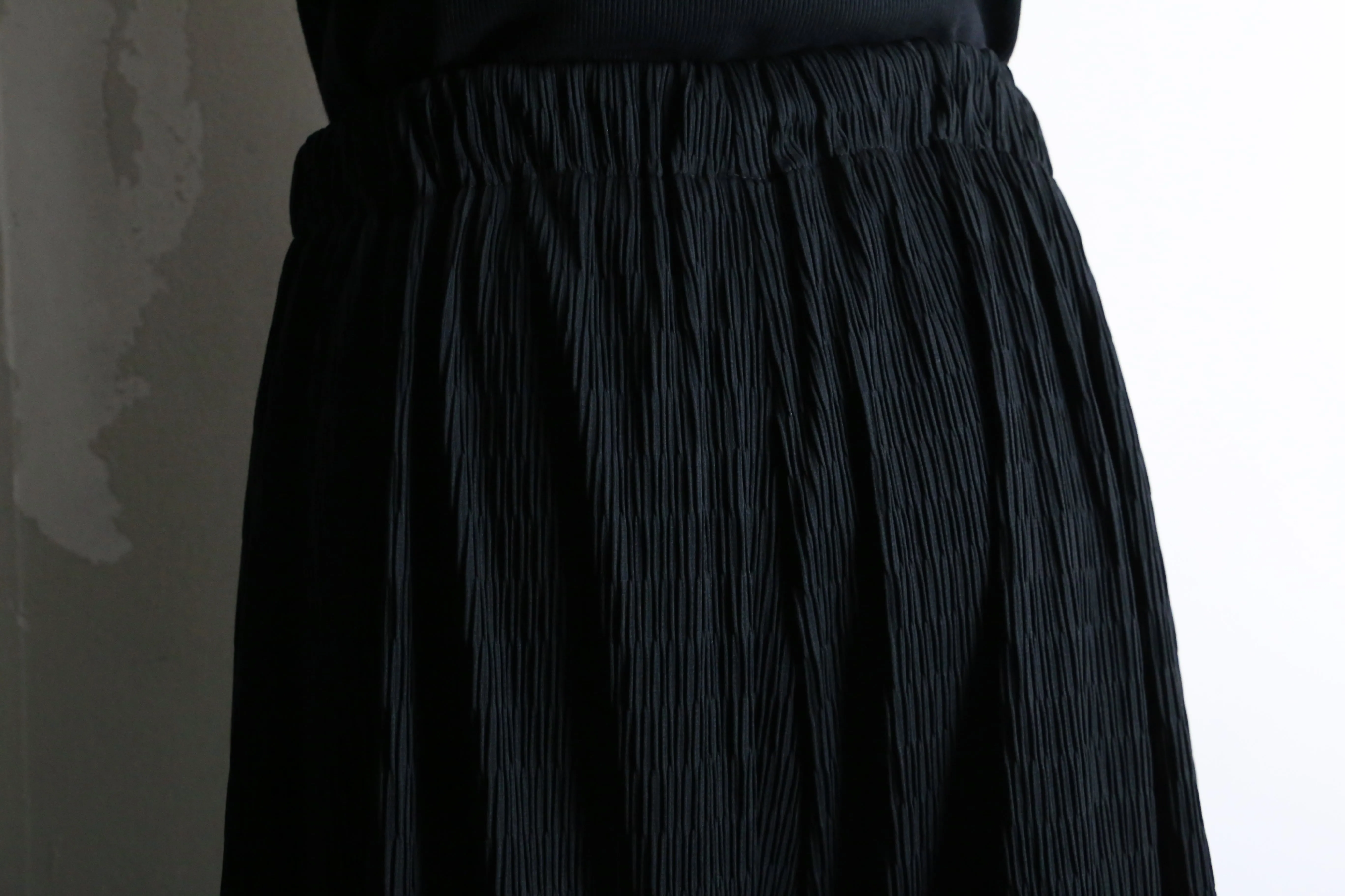 embossed easy buggy pants