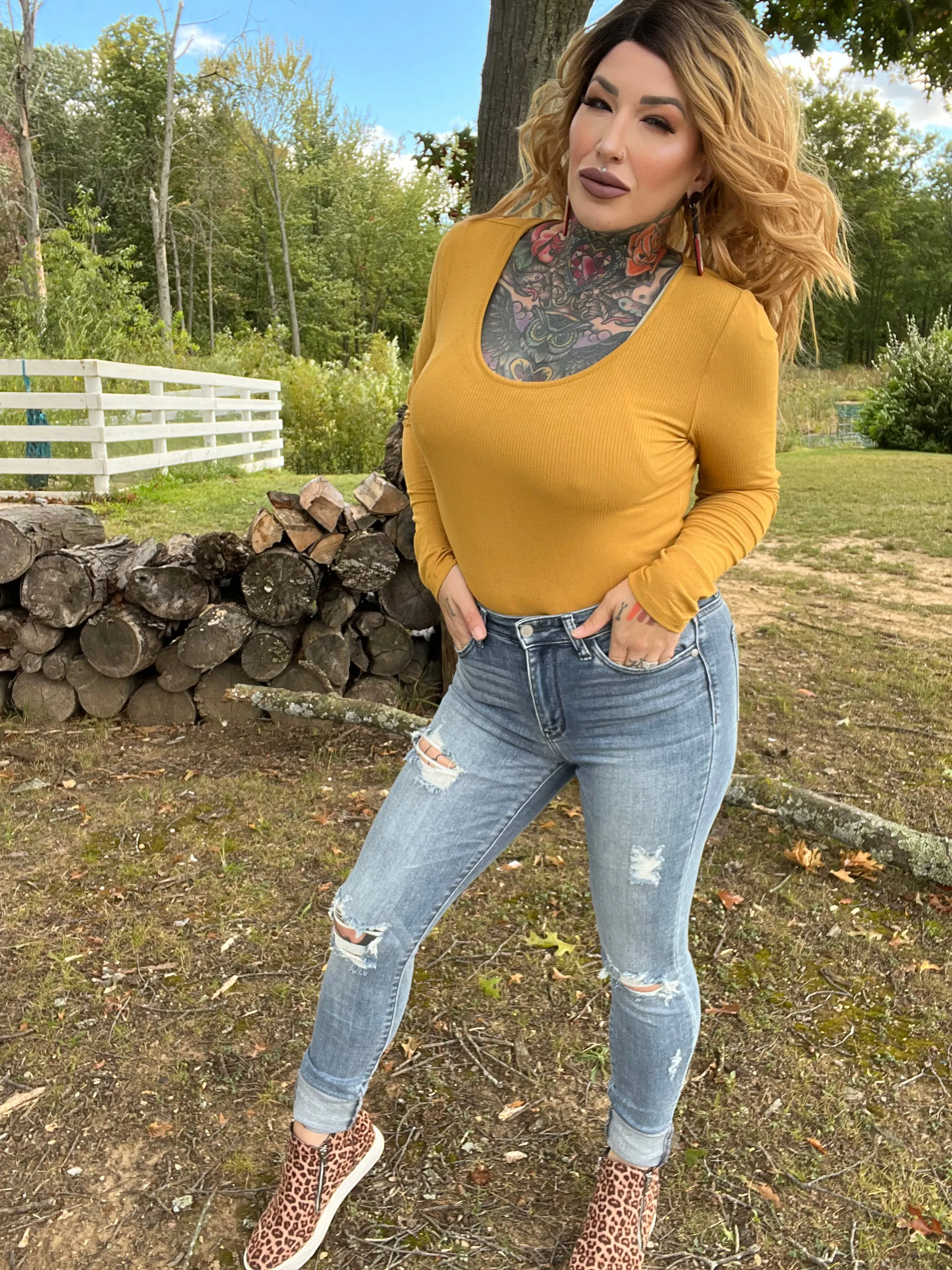 Falls Coming Curvy Long Sleeve Bodysuit