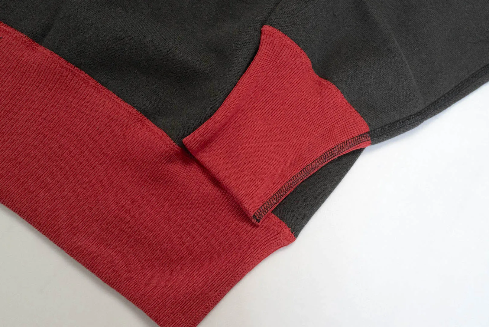 John Gluckow X Warehouse Co. 10oz Loopwheeled 'Two-Tone' Sweatshirt (Black X Red)