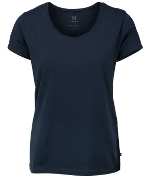 Navy - Women’s Montauk – the essential tee