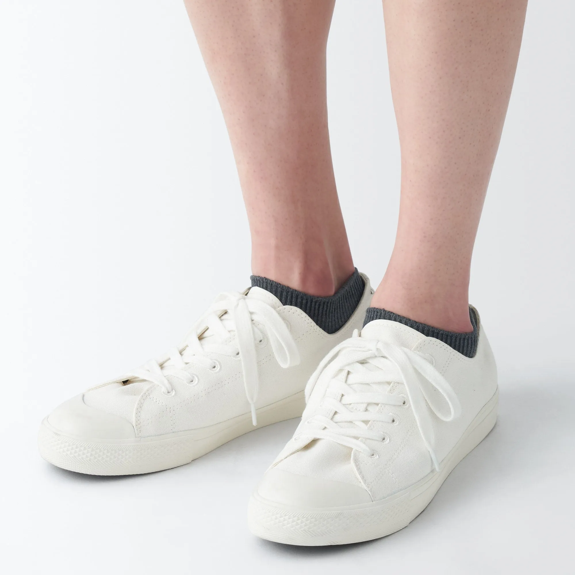 Right Angle Reversible Sneaker Socks