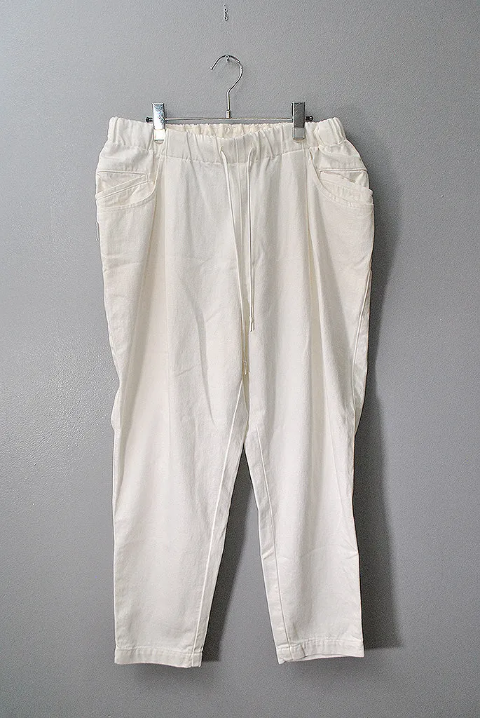 S.F.C TAPERED EASY PANTS