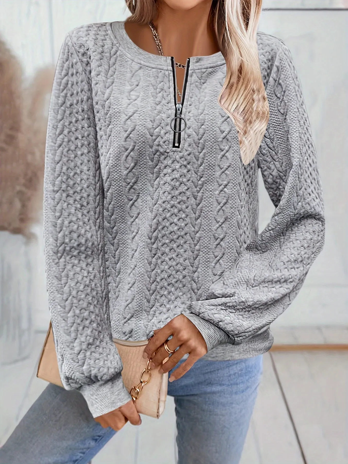 Textured Zipper Sweatshirt, Casual Long Sleeve for Fall & Winter.
