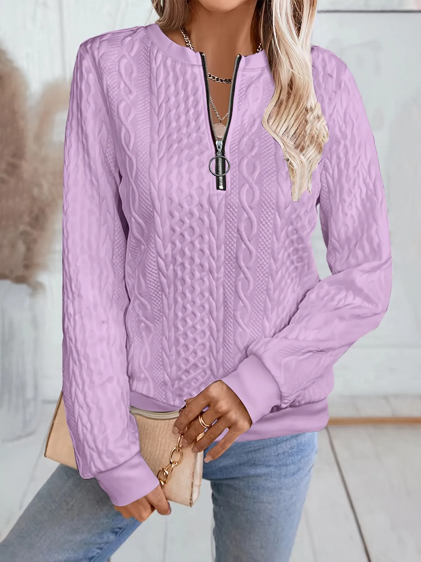 Textured Zipper Sweatshirt, Casual Long Sleeve for Fall & Winter.