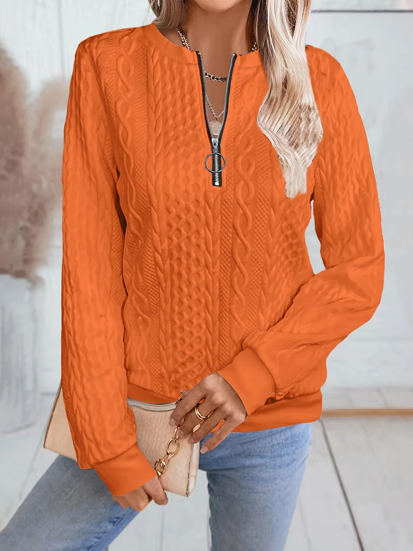 Textured Zipper Sweatshirt, Casual Long Sleeve for Fall & Winter.