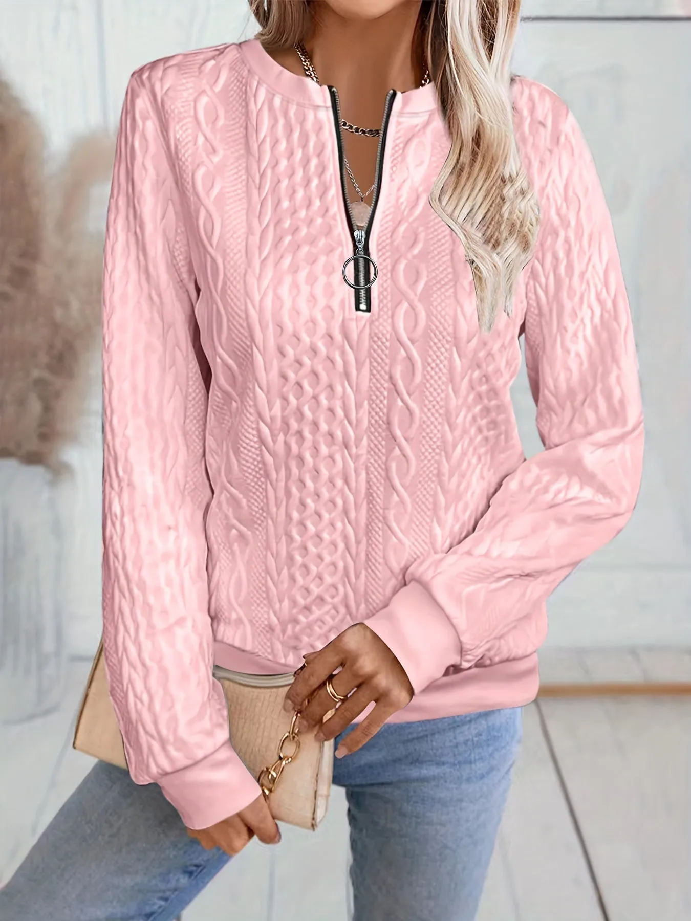 Textured Zipper Sweatshirt, Casual Long Sleeve for Fall & Winter.