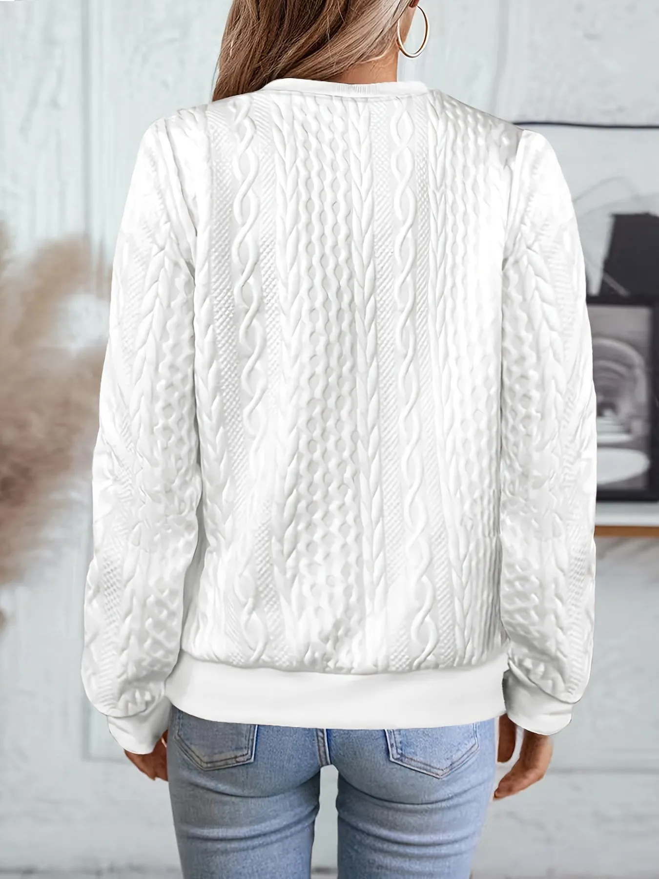 Textured Zipper Sweatshirt, Casual Long Sleeve for Fall & Winter.