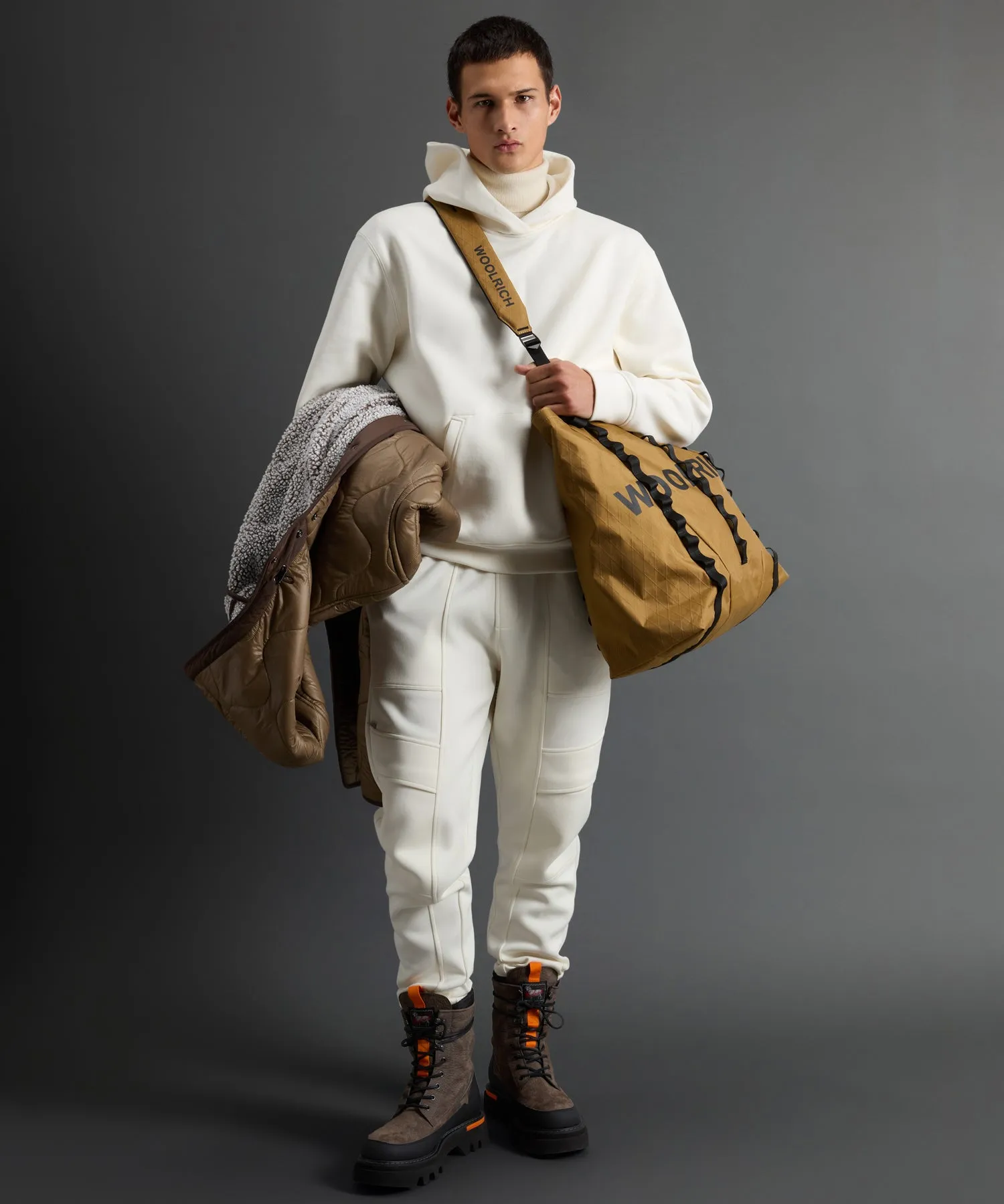 Todd Snyder X Woolrich Luxe Tech Hoodie in Cream