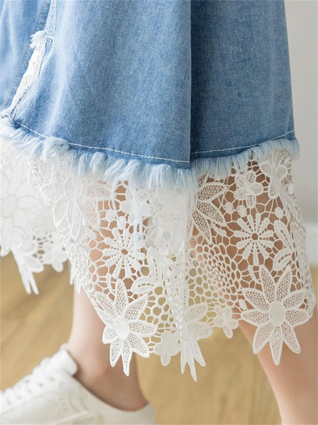 Women Vintage Patchwork Lace Hollow High Waist Zipper Elegant Denim Skirt