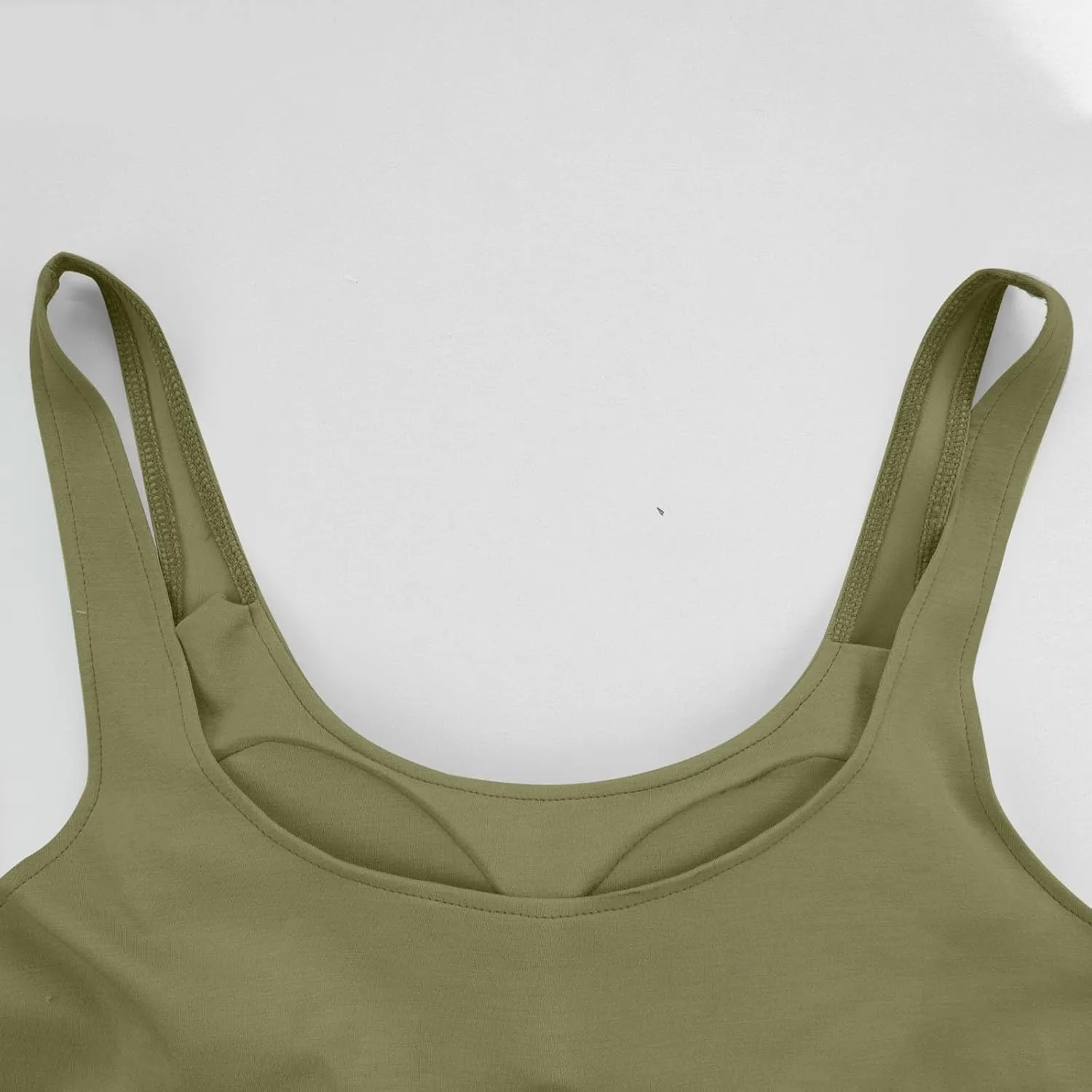 Womens Tank Tops with Built in Bra Padded Workout Loose Fit Camisole Trendy Summer Sleeveless Clothes